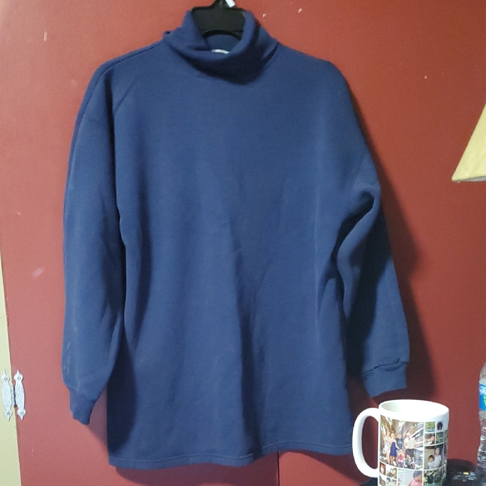 Turtle Neck Sweatshirt